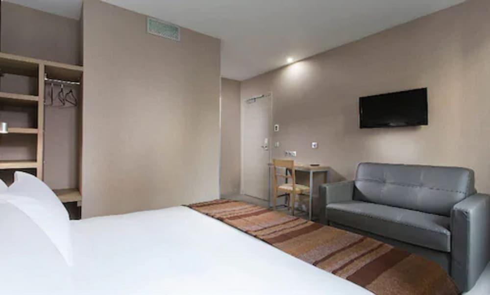 Hotel Des Pavillons Paris Dış mekan fotoğraf
